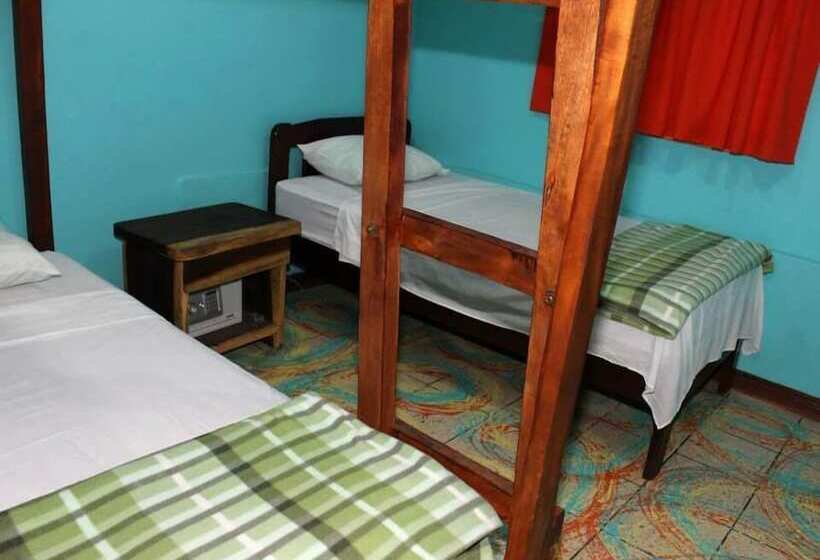 Coral Reef Surf Hostel And Camp