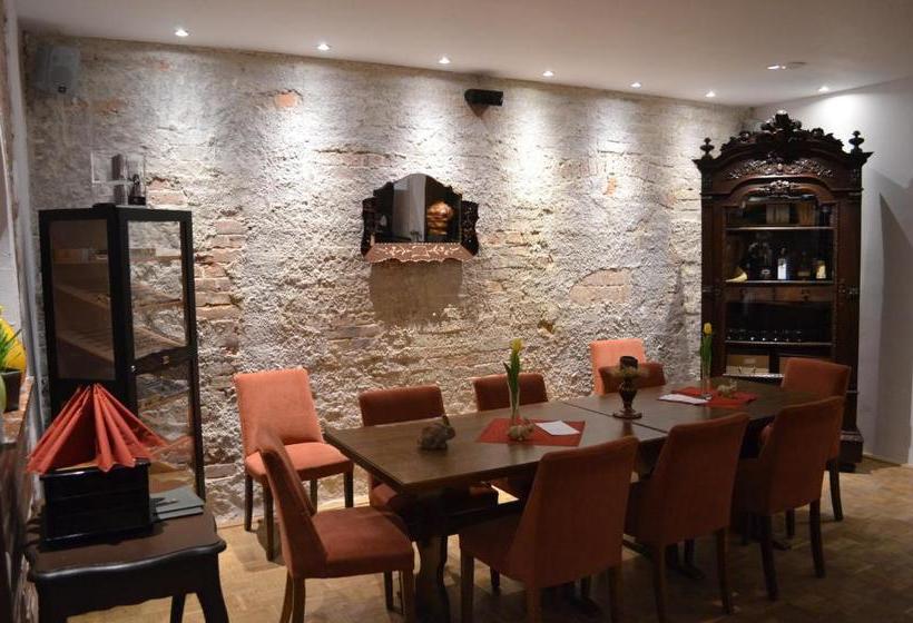 فندق Landhaus Akazienhof