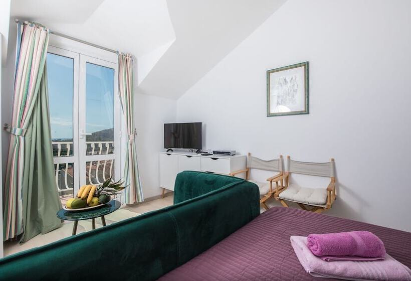 Отель Studio Apartment Andrijana