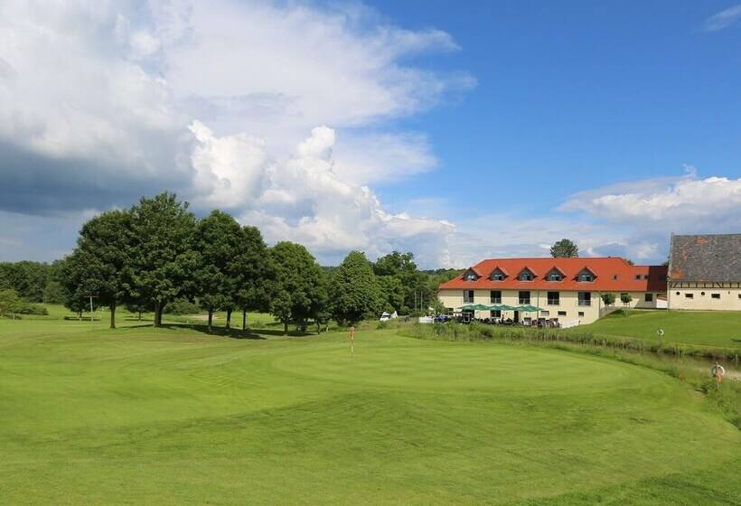 ホテル Apartments Golfpark Schlossgut Sickendorf