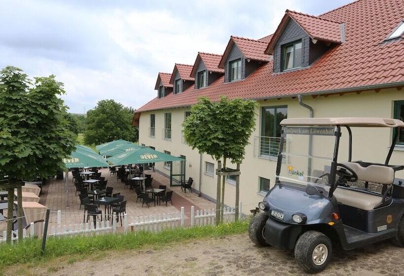 ホテル Apartments Golfpark Schlossgut Sickendorf