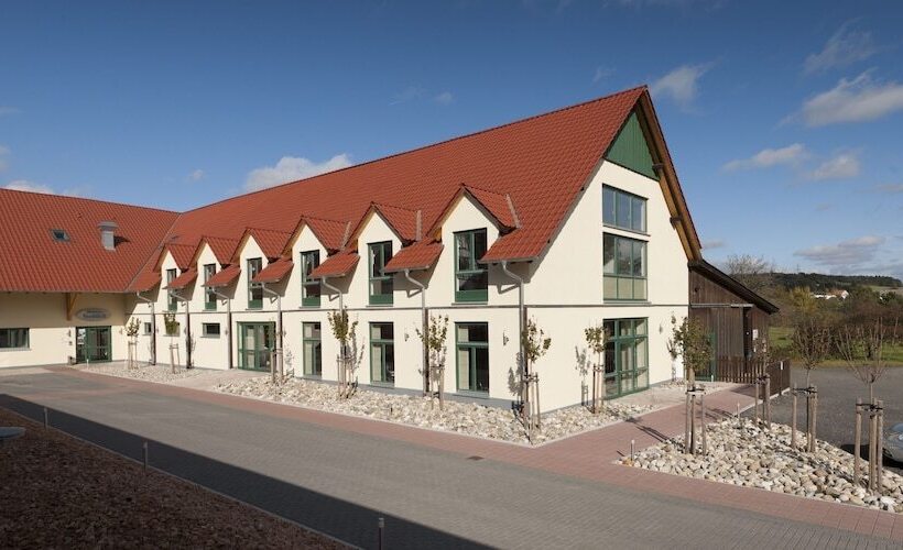 ホテル Apartments Golfpark Schlossgut Sickendorf