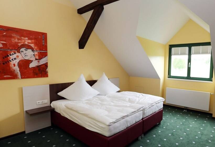 호텔 Apartments Golfpark Schlossgut Sickendorf