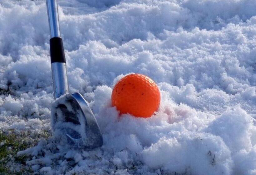 ホテル Apartments Golfpark Schlossgut Sickendorf