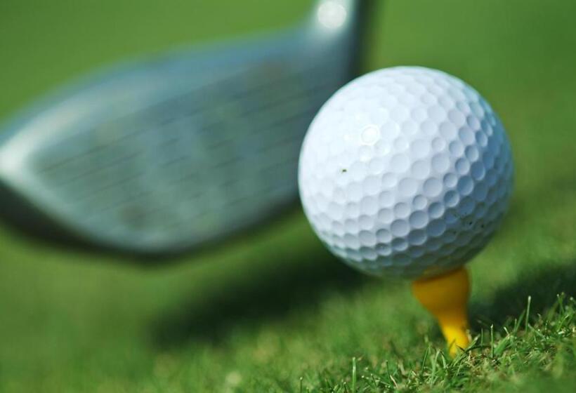 ホテル Apartments Golfpark Schlossgut Sickendorf