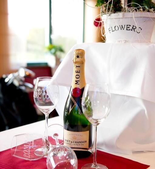 호텔 Apartments Golfpark Schlossgut Sickendorf