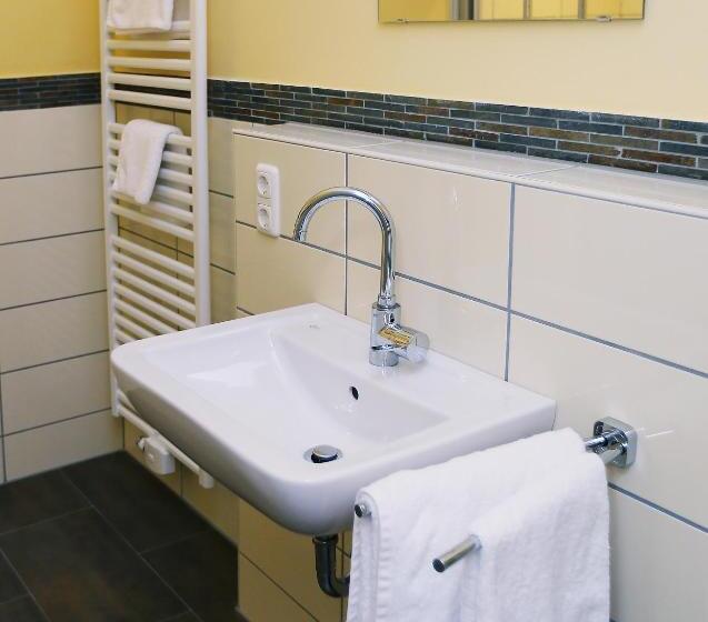 ホテル Apartments Golfpark Schlossgut Sickendorf