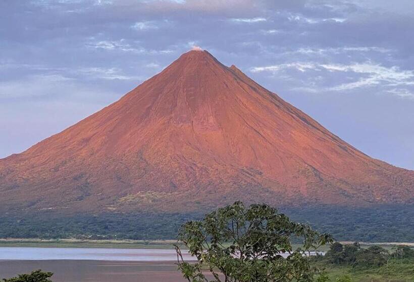 فندق Arenal Vista Lodge