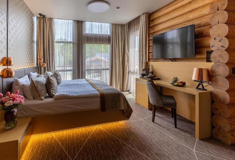 هتل Avalon Resort & Spa