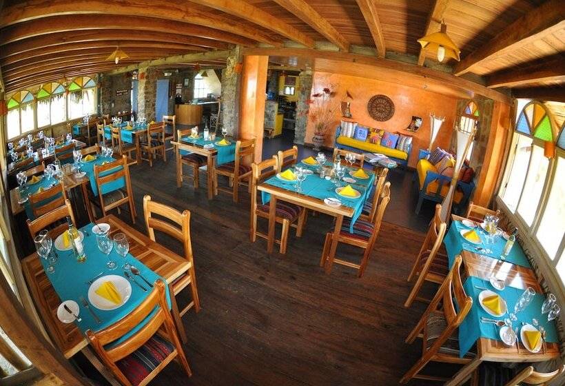 هتل Azuluna Ecolodge