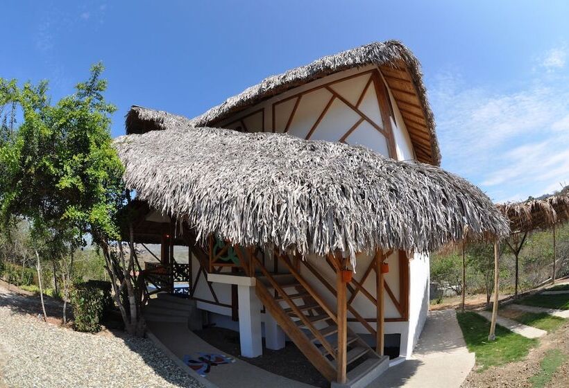 هتل Azuluna Ecolodge