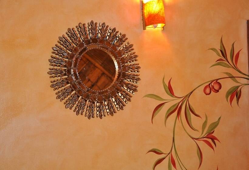 هتل Azuluna Ecolodge