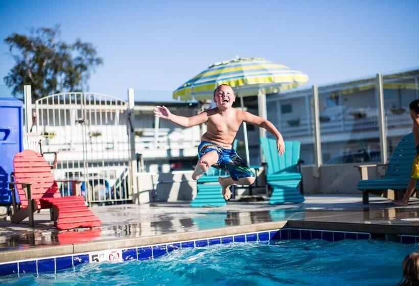 ホテル Beachfront Inn