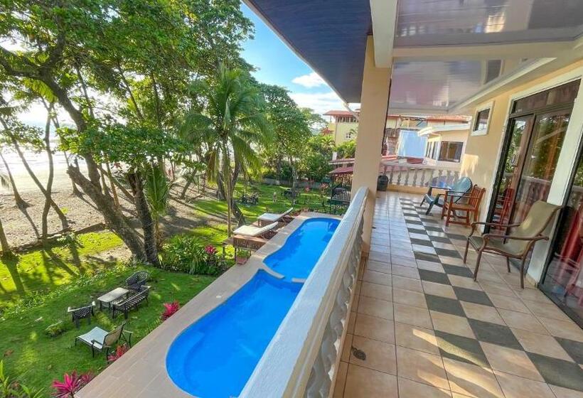 فندق Beachfront Vista Hermosa