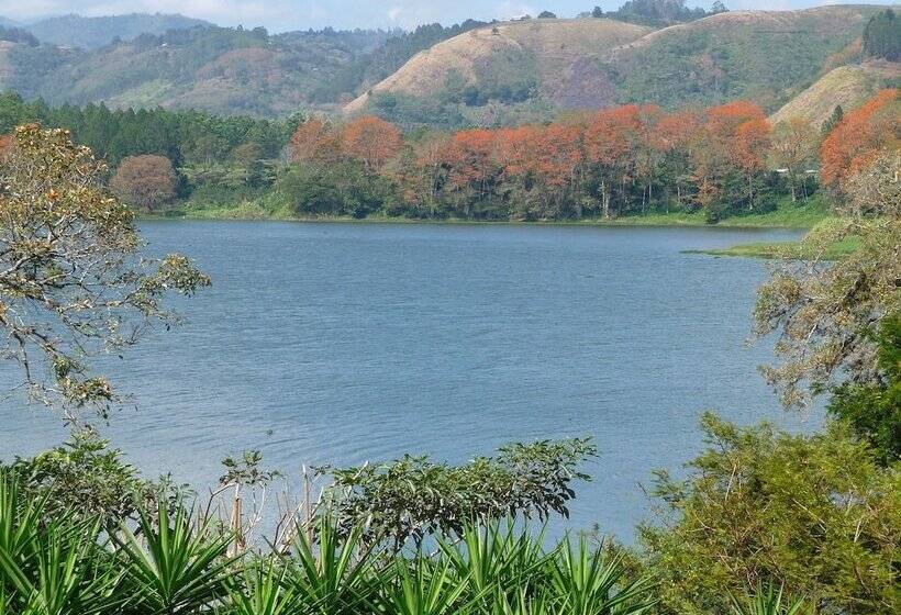 هتل La Casona Del Cafetal