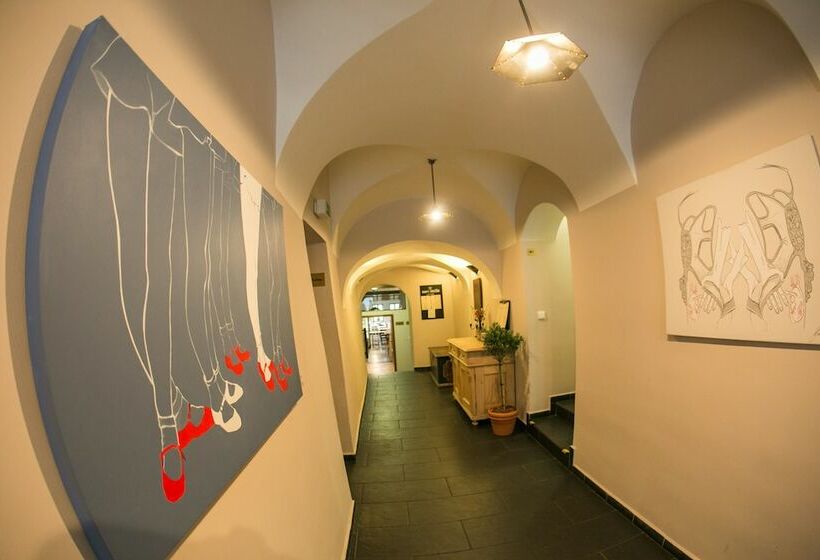 فندق Tanzberg Mikulov