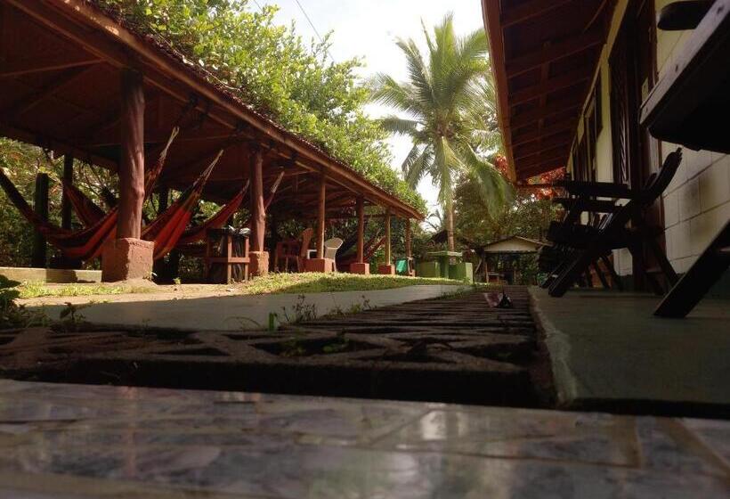 酒店 Cabinas Balcon Del Mar Tortuguero