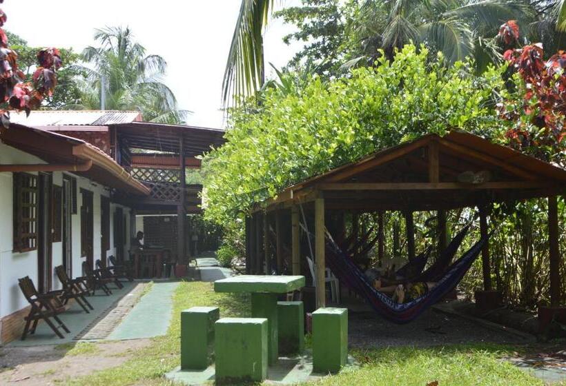 酒店 Cabinas Balcon Del Mar Tortuguero