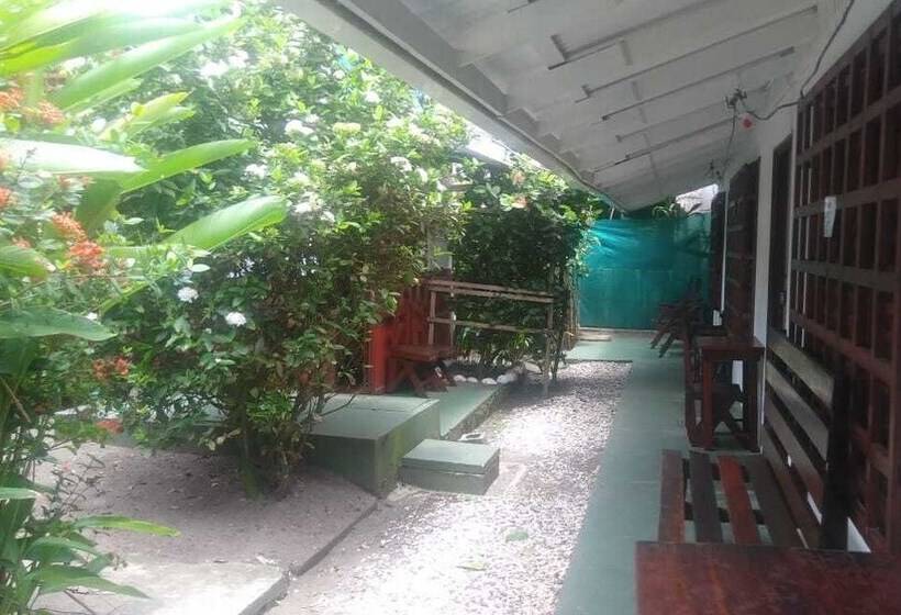 酒店 Cabinas Balcon Del Mar Tortuguero