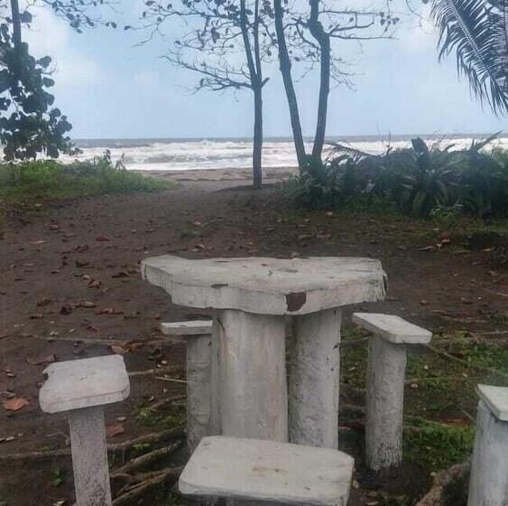 酒店 Cabinas Balcon Del Mar Tortuguero