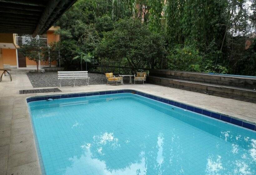 Отель Hostal Casa Ram