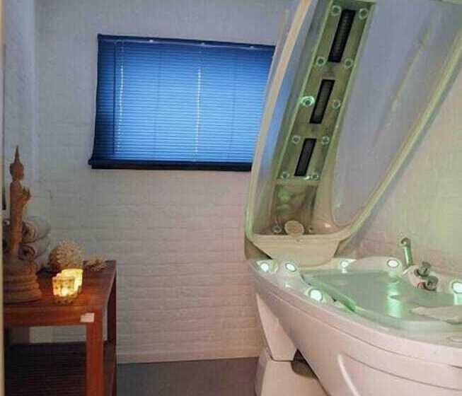 ホテル De Maretak