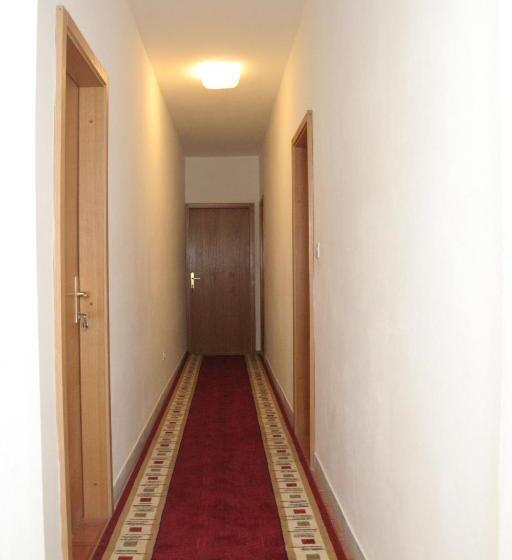 Отель Double Room Korcula 4356c