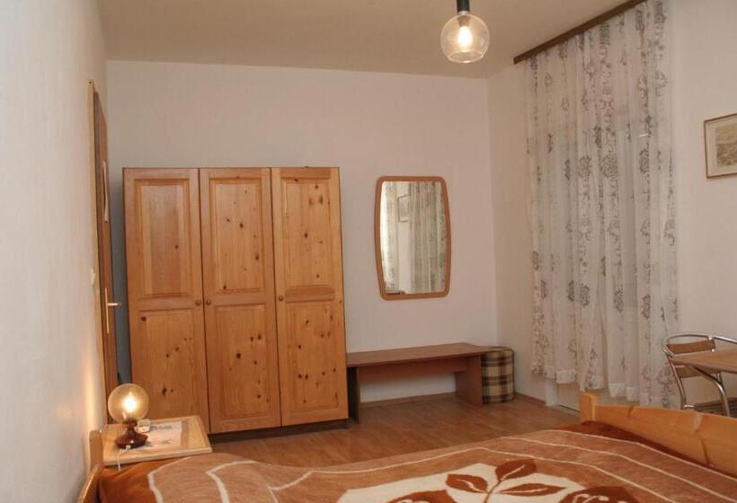 Отель Double Room Korcula 4356c
