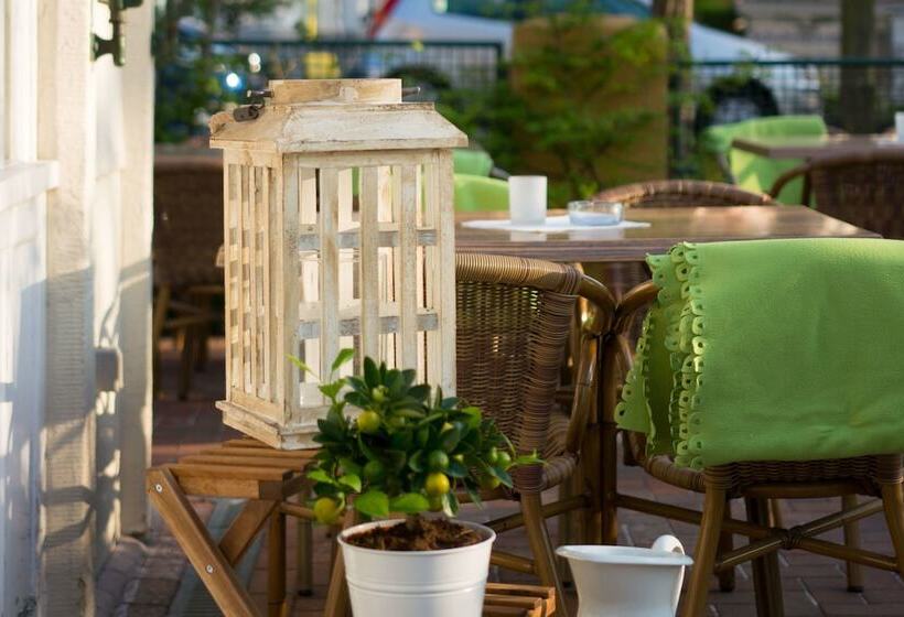 هتل Ducky’s Restaurant | Events |