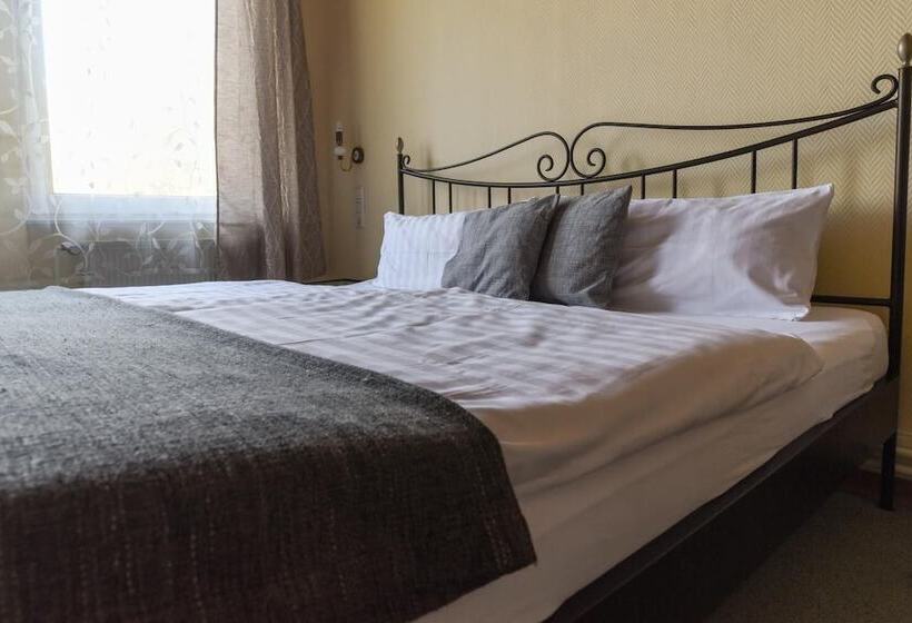 هتل Ducky’s Restaurant | Events |