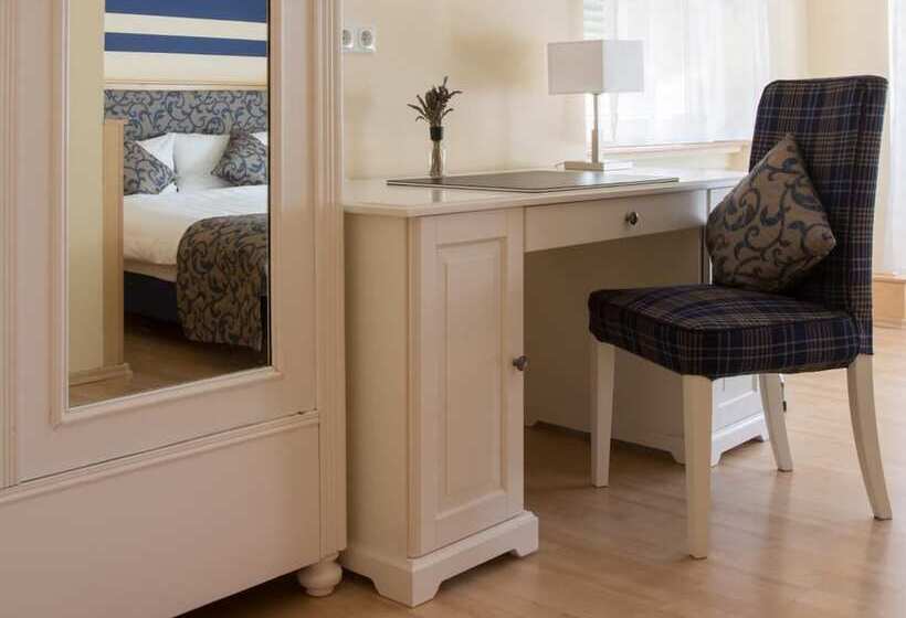 هتل Ducky’s Restaurant | Events |