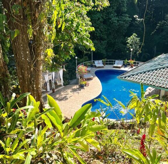 Отель Ecotica Boutique