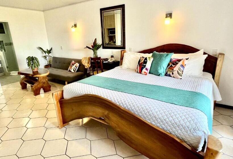 Отель Ecotica Boutique