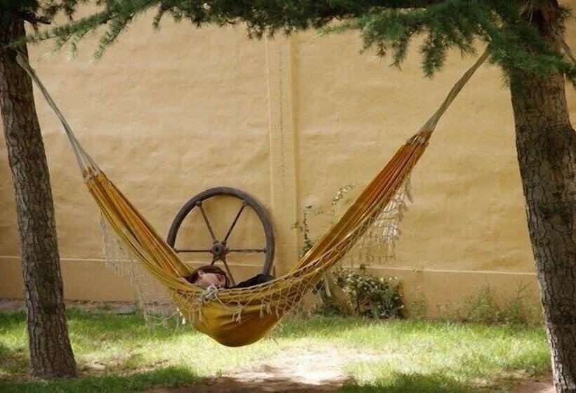 هتل El Gualicho Hostel