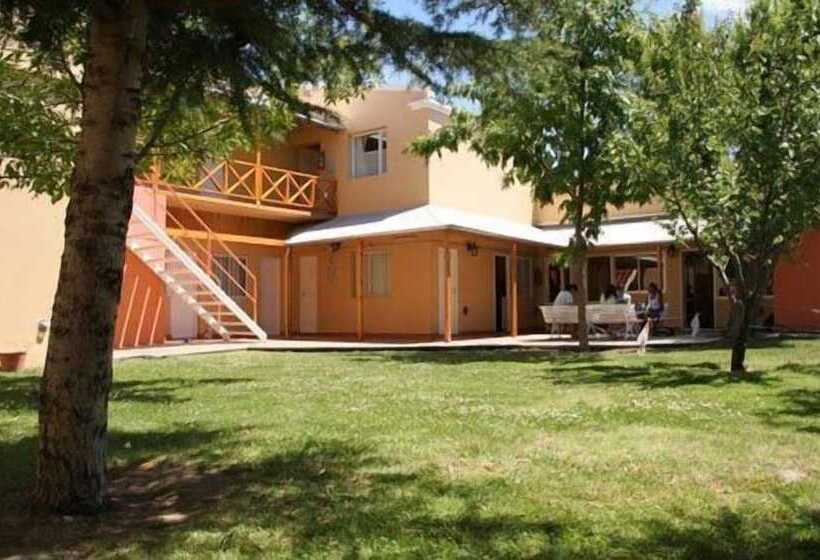 هتل El Gualicho Hostel