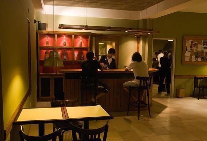 هتل El Gualicho Hostel