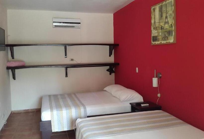 ホテル El Paraiso Escondido   Costa Rica