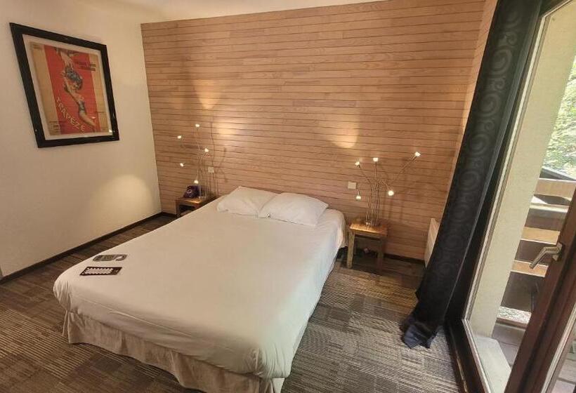 Отель Enzo Hôtels   St Eloy Metz Amneville By Kyriad Direct