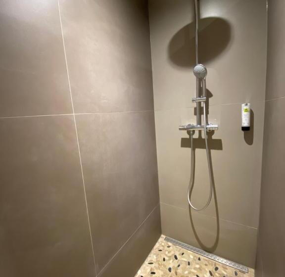 Отель Enzo Hôtels   St Eloy Metz Amneville By Kyriad Direct