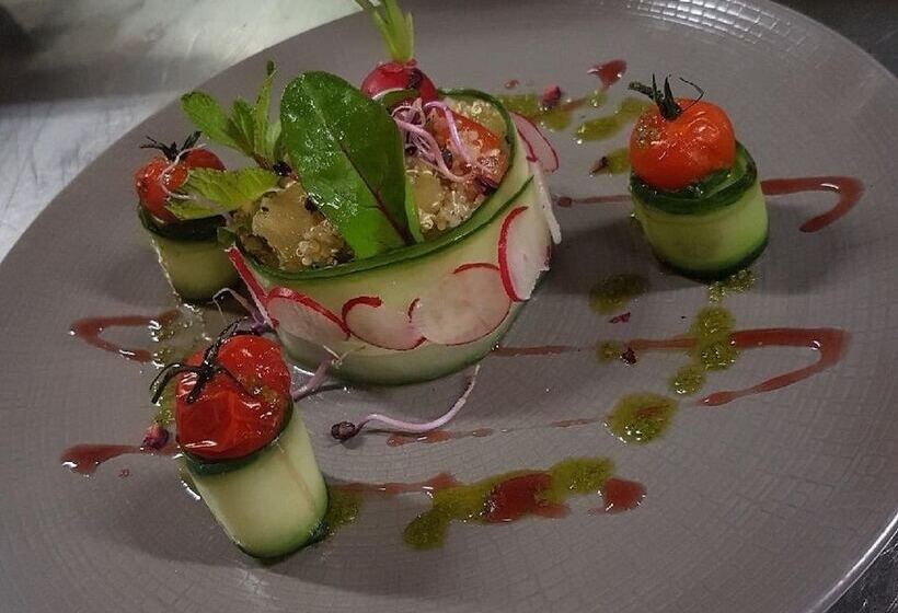 Отель Enzo Hôtels   St Eloy Metz Amneville By Kyriad Direct