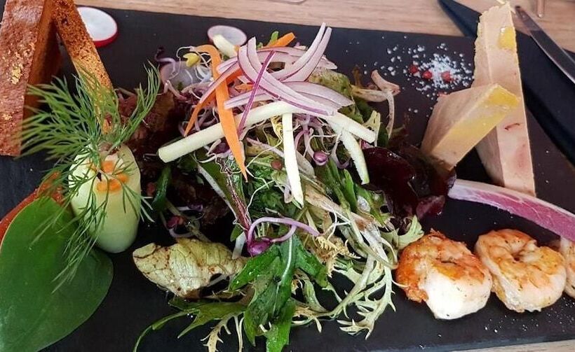 Отель Enzo Hôtels   St Eloy Metz Amneville By Kyriad Direct