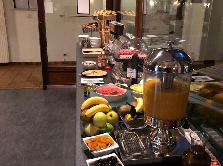 Отель Enzo Hôtels   St Eloy Metz Amneville By Kyriad Direct