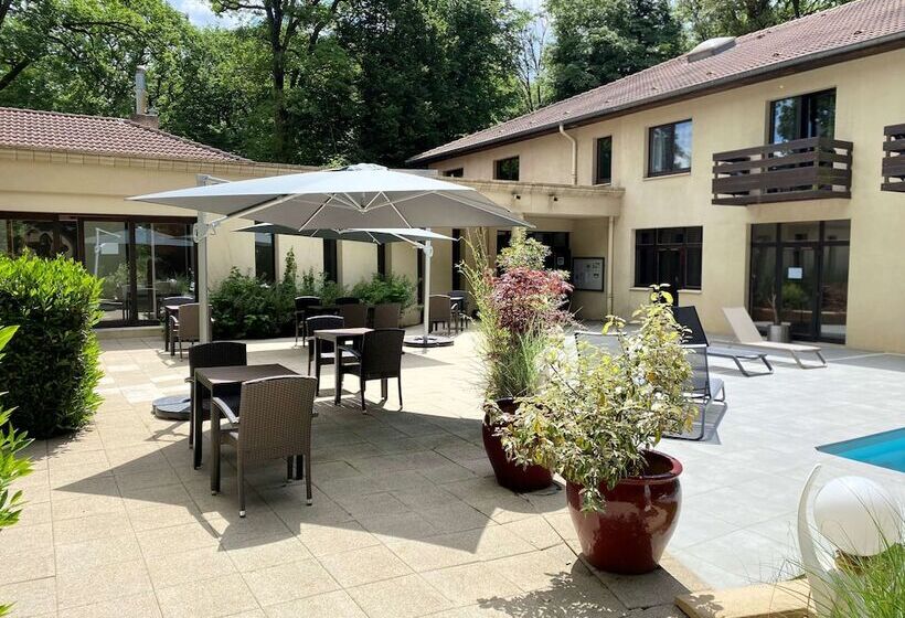 Отель Enzo Hôtels   St Eloy Metz Amneville By Kyriad Direct