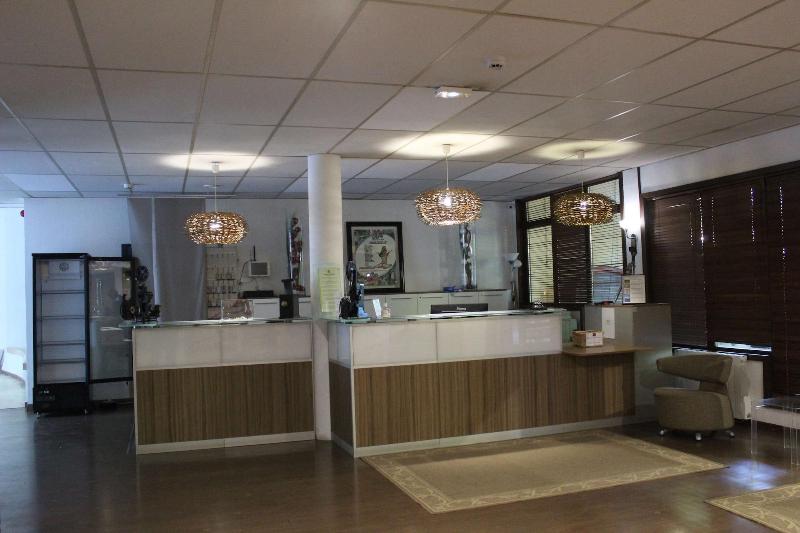 Отель Enzo Hôtels   St Eloy Metz Amneville By Kyriad Direct