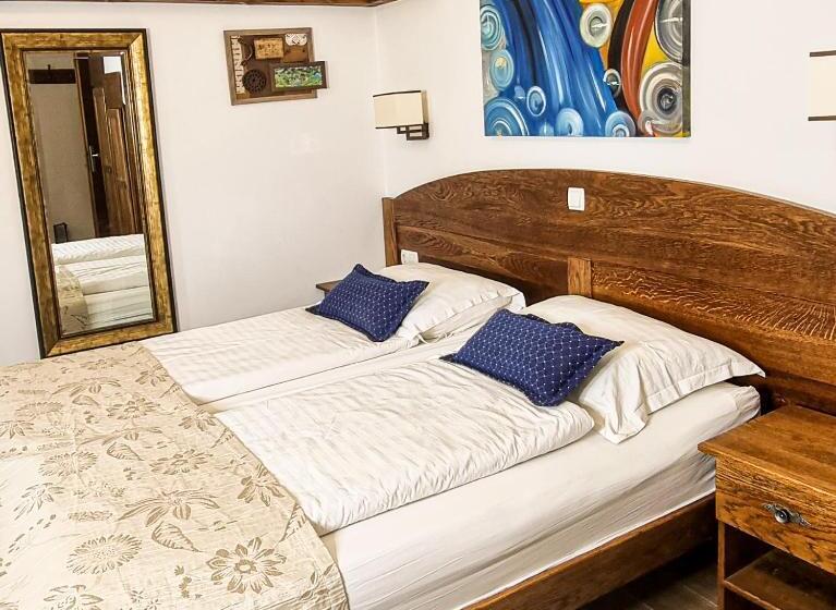 בית מלון כפרי Green Garden Plitvice Lakes