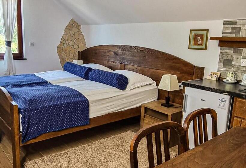 בית מלון כפרי Green Garden Plitvice Lakes