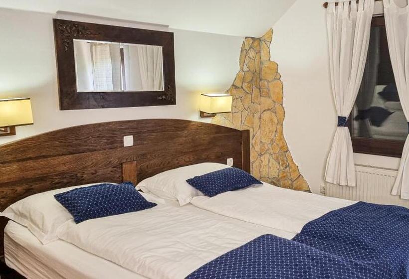 בית מלון כפרי Green Garden Plitvice Lakes