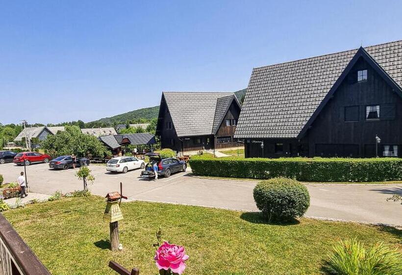 בית מלון כפרי Green Garden Plitvice Lakes