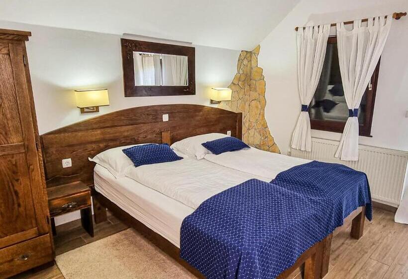 בית מלון כפרי Green Garden Plitvice Lakes