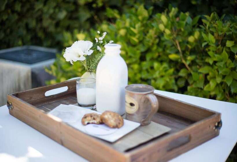 酒店 Farmhouse Inn